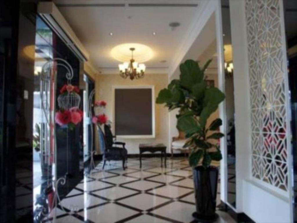 Hotel Zamburger Grand Jade Джохор-Бару Экстерьер фото