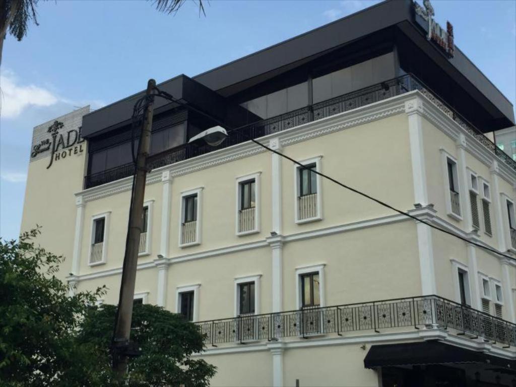 Hotel Zamburger Grand Jade Джохор-Бару Экстерьер фото
