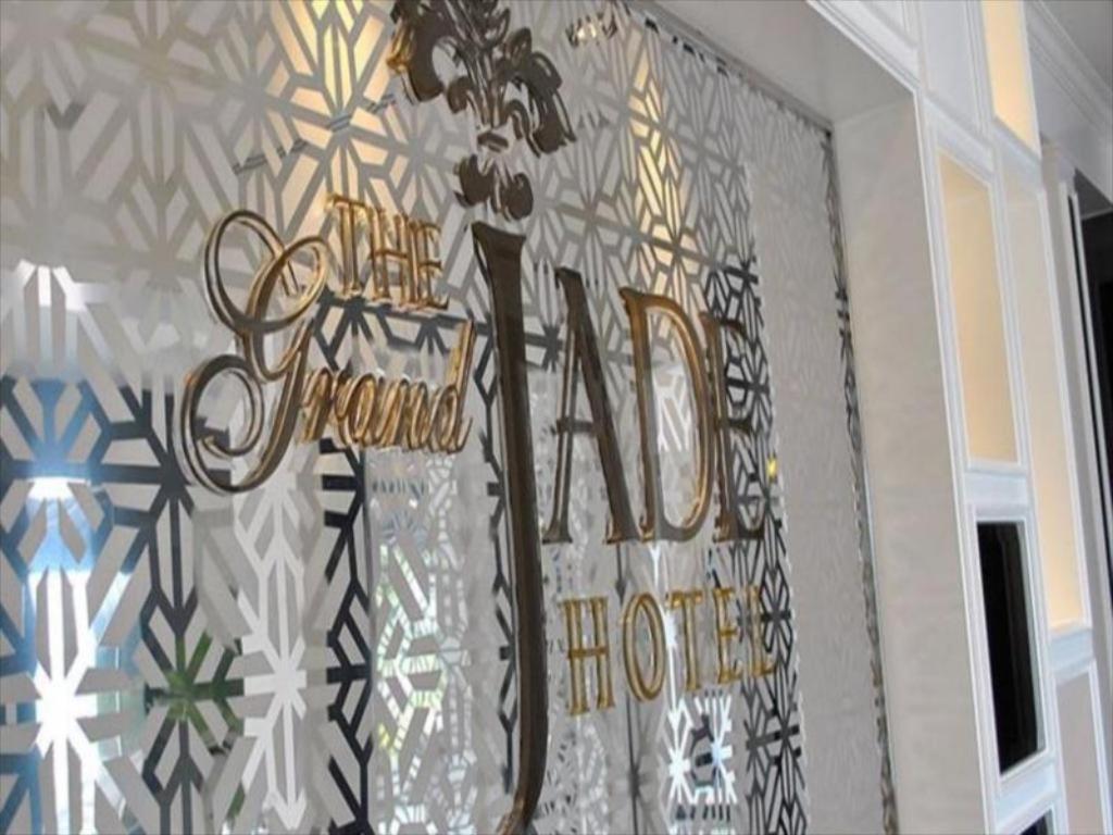 Hotel Zamburger Grand Jade Джохор-Бару Экстерьер фото